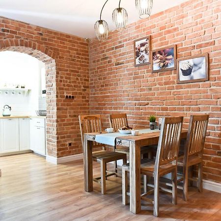 Appartement Apartament Starowka 3 à Stary Toruń Extérieur photo